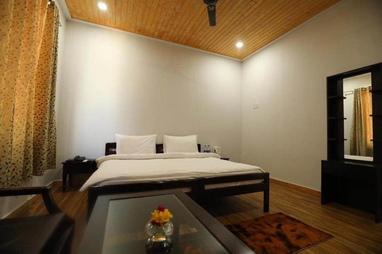 Le Roi Floating Huts & Eco Rooms Tehri New Tehri Dış mekan fotoğraf